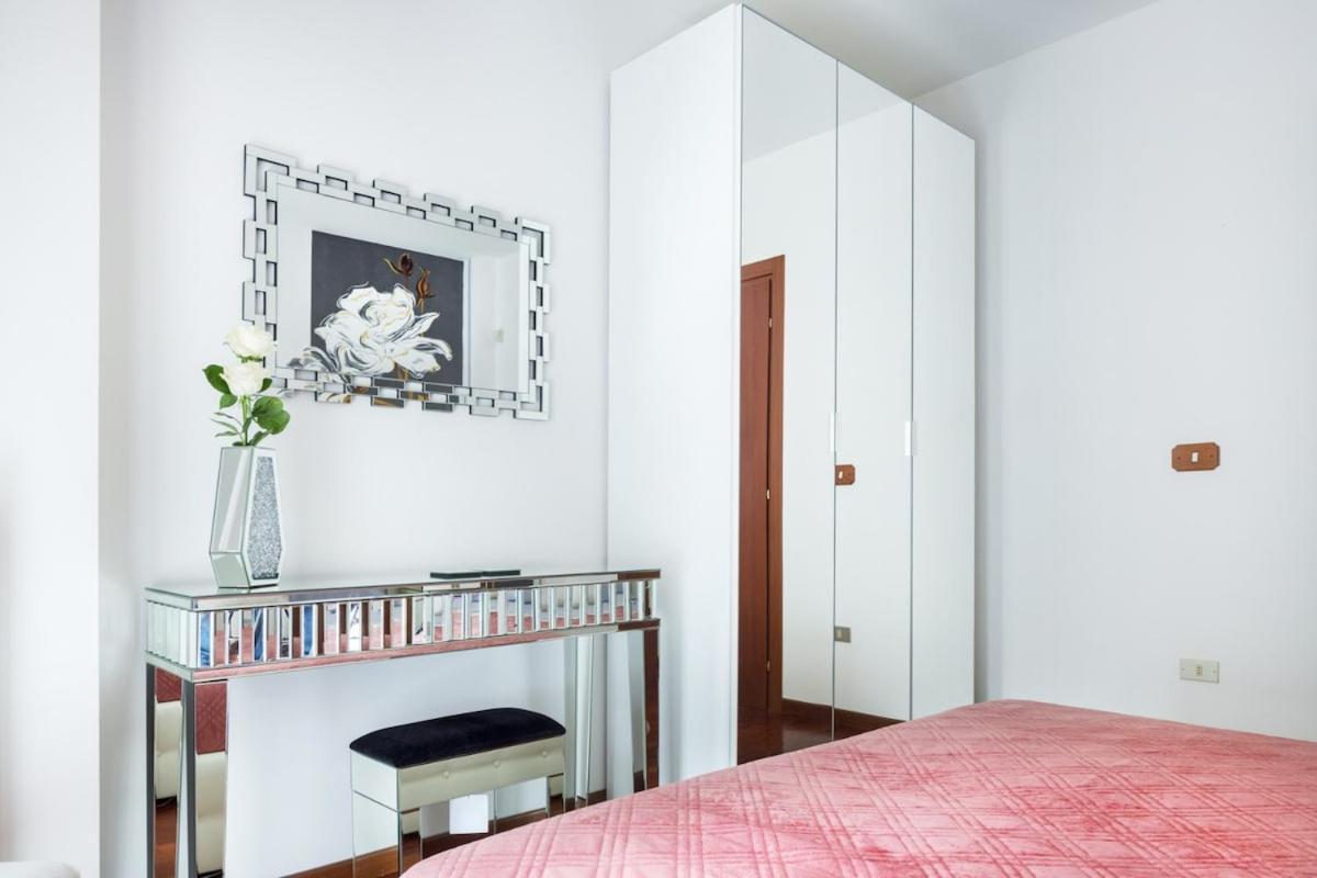Casa Louise - Appartamento Don Bedetti Bologna Ngoại thất bức ảnh